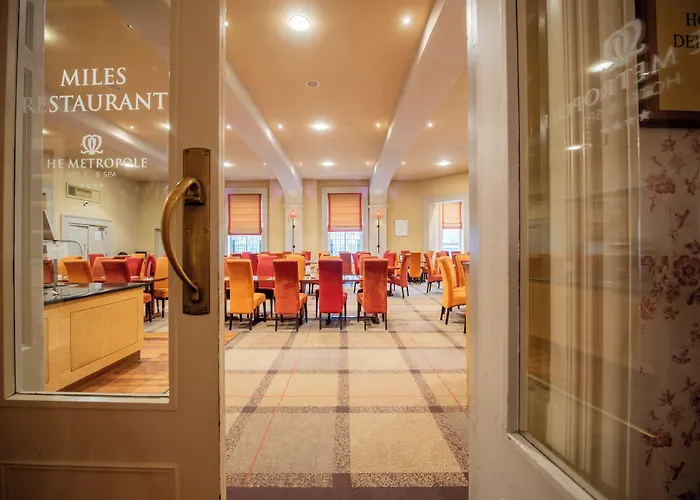 Metropole Hotel And Spa