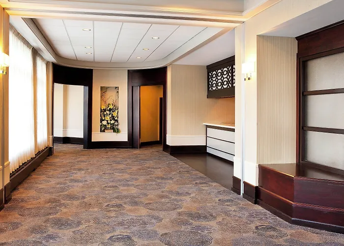 Sheraton Portsmouth Harborside Hotel