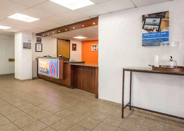 Motel 6-Prospect Heights, Il