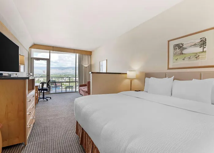 Best Western Plus Kelowna Hotel&Suites