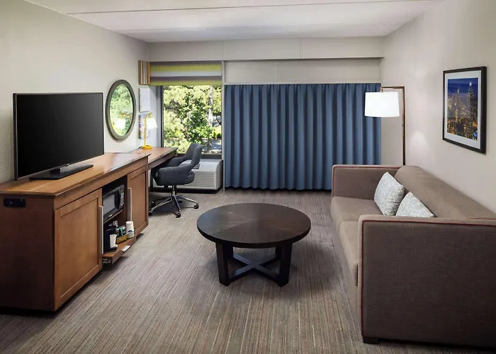 Hampton Inn Atlanta-Northlake