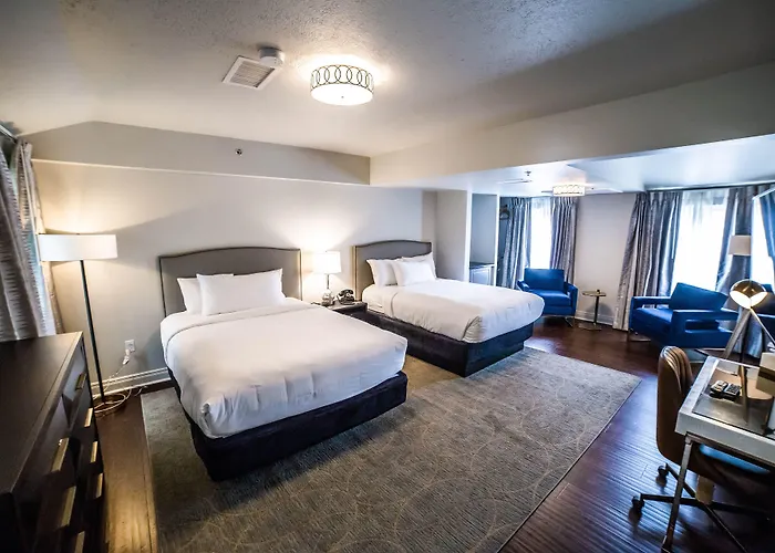 Seven Gables Inn, St Louis West, A Tribute Portfolio Hotel