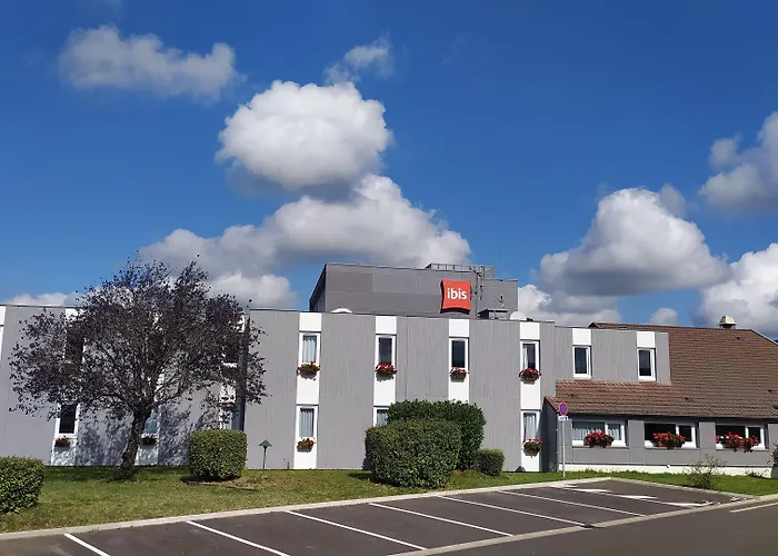 Ibis Moulins