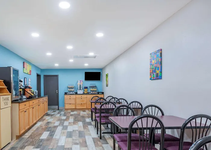 Days Inn By Wyndham N Orlando/Casselberry
