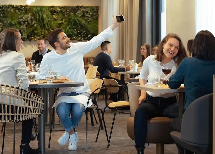 Novotel Annemasse Centre - Porte De Geneve
