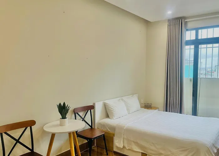 Midmost C22 Apartment