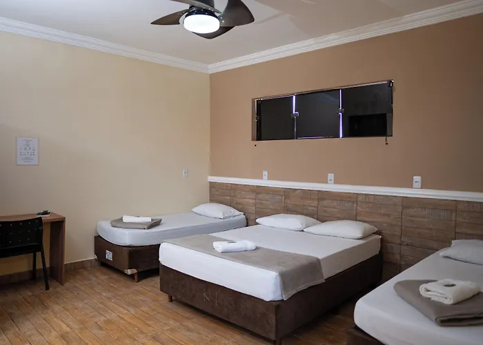 Hotel Nixon Próximo, Rodoviária, Prefeitura e a Matriz central