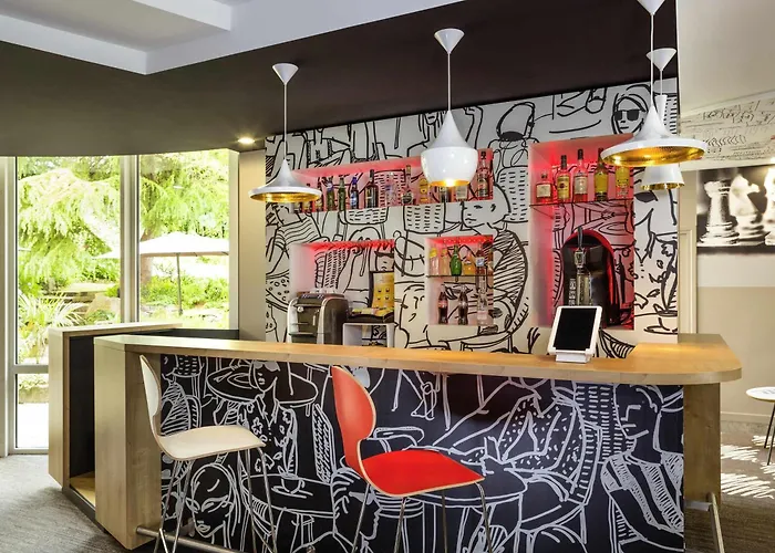 Ibis Lannion