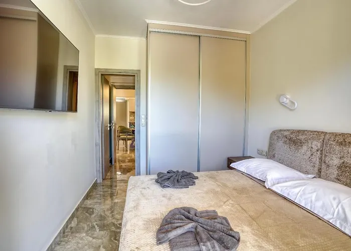 Eleni Hotel