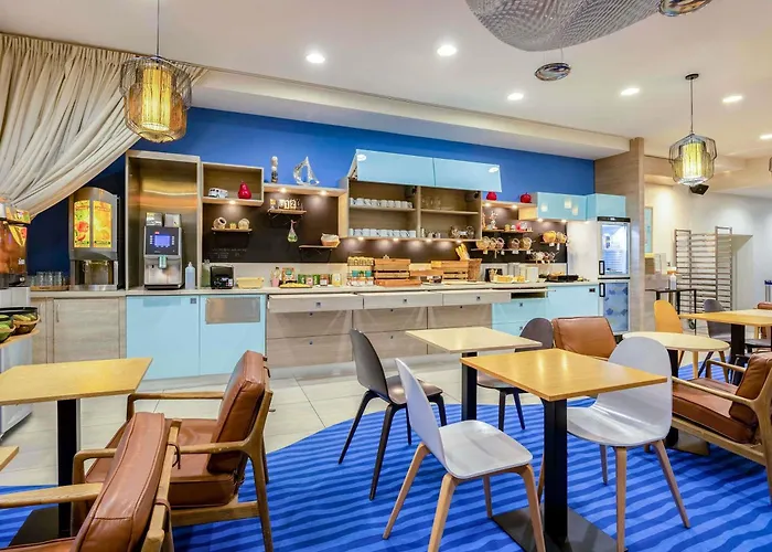 Ibis Styles La Rochelle Centre Vieux Port
