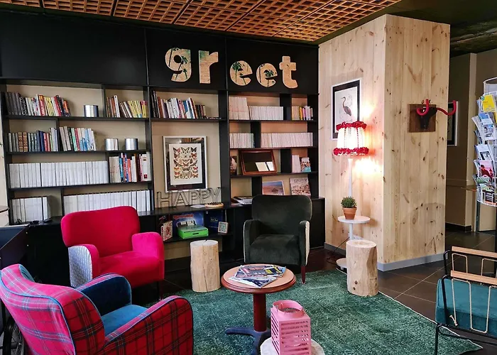 Greet Hotel Evreux Centre - Route De Normandie By Accor