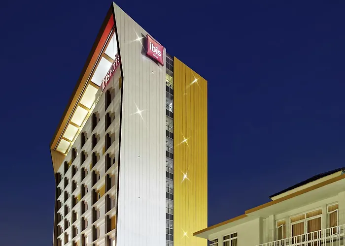 Ibis Padang