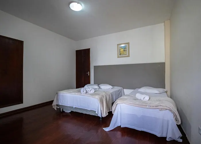 Hotel Thermas da Mantiqueira - Poços de Caldas - De frente para a Praça Central e Relógio Floral