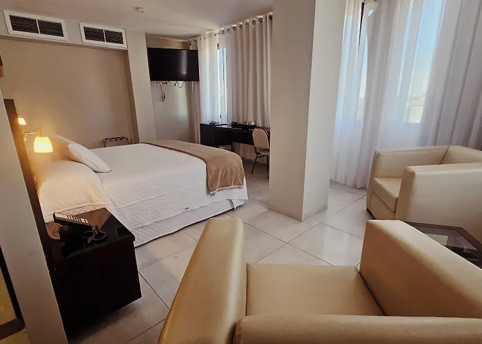 Hotel Maywa