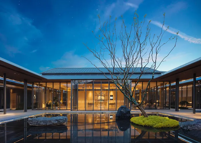Holiday Inn Deqing Xinshi Ancient Town By Ihg