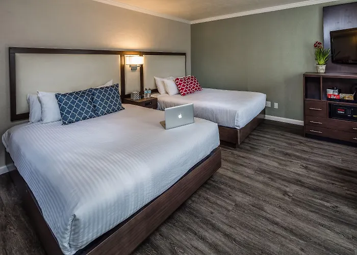 The Palo Alto Inn