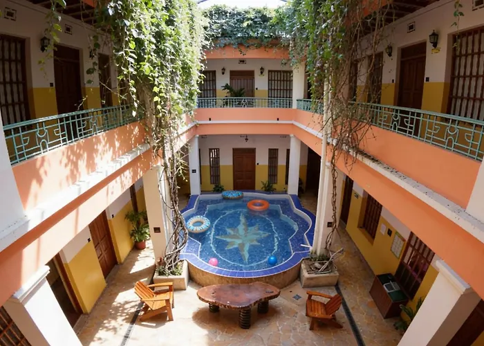 La Brisa Loca Hostel