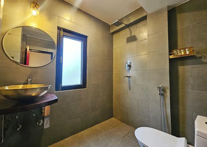 Swarga Heritage Hotel - A Traditional Stay