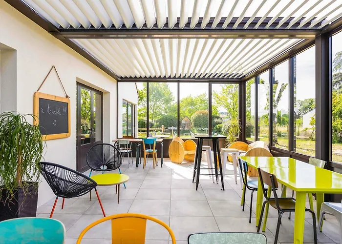 Greet Hotel Angouleme