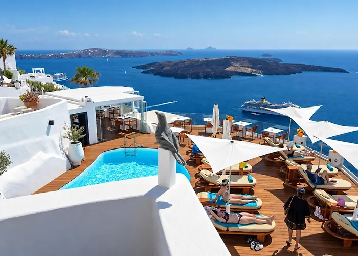 Sun Rocks Boutique Hotel - Caldera View Suites & Sunset Dining Experience