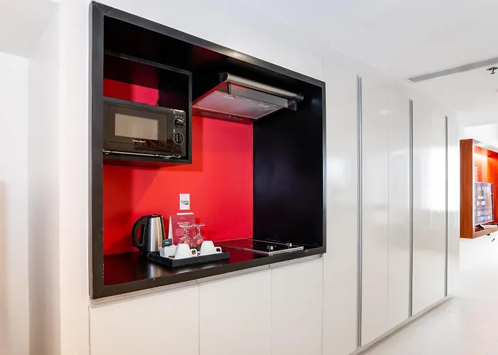 The Picasso Boutique Serviced Residences Managed By Hii