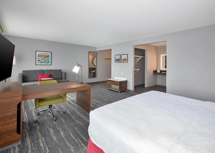 Hampton Inn And Suites St. Cloud
