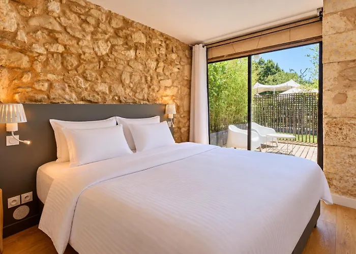 Le Domaine De Baulieu, Singuliers Hotels