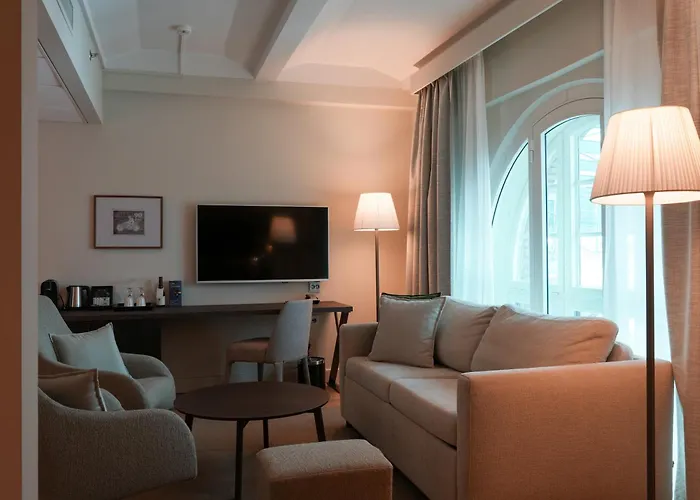 Clarion Hotel Post