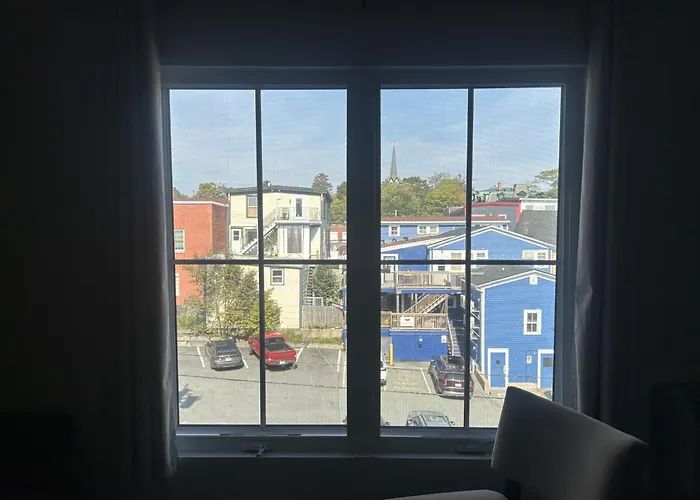 Lunenburg Arms Hotel
