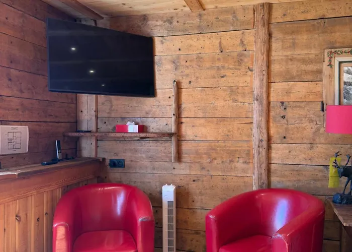 Logis Hotels De La Chaussee