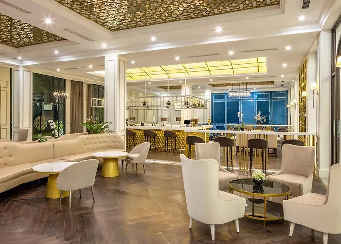 Melia Vinpearl Cam Ranh Beach Resort