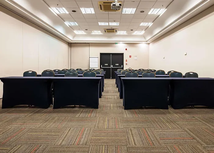Ibis Santo Andre - Hotel Na Av Industrial E Perto Do Grand Plaza