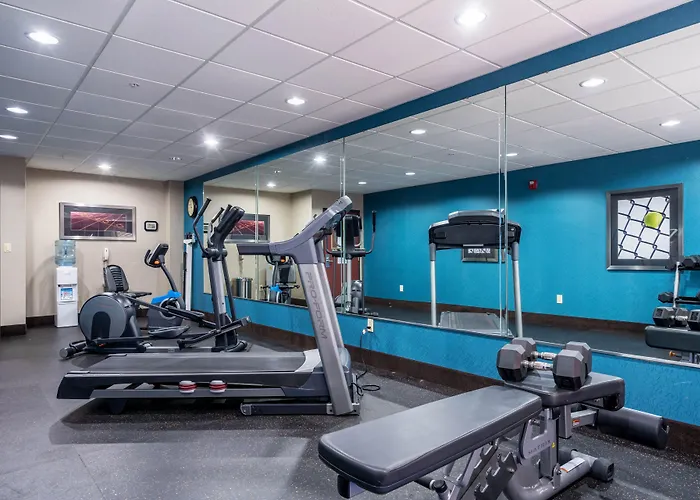 Holiday Inn Express & Suites Roanoke Rapids By Ihg