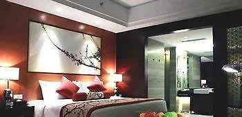 New Joyful Hotel