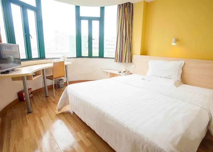 7Days Inn Chenzhou West High Speed Railway Station