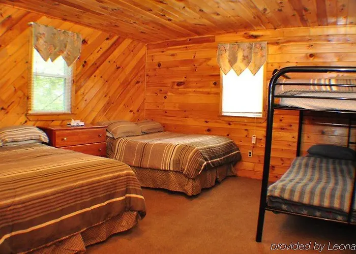 Valley Brook Inn & Cottages