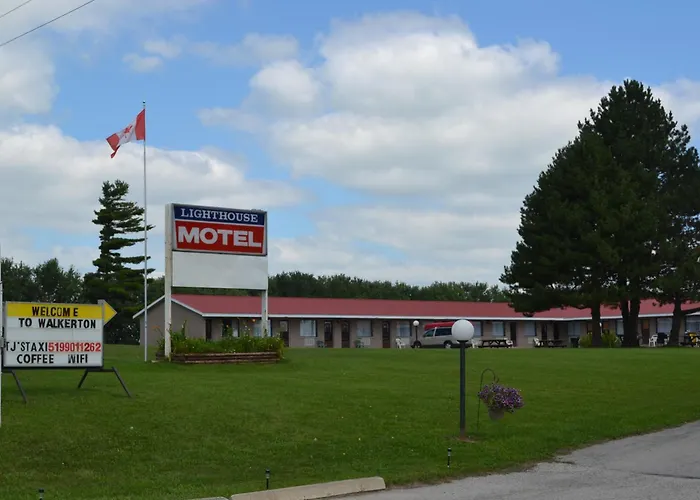 Lighthouse Motel