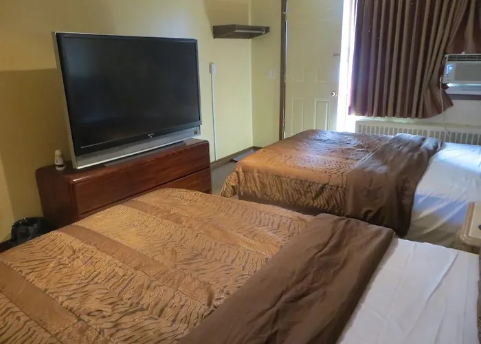 Mayflower Motel