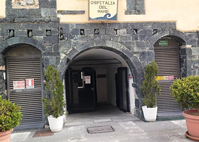 Ospitalia Del Mare Hostel