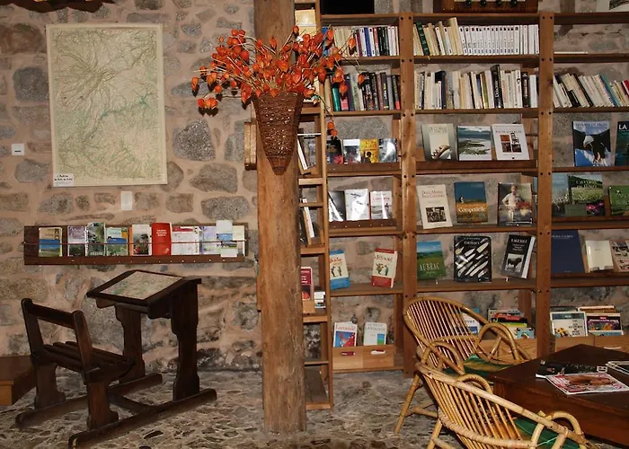 Hotel Auberge Du Combaire