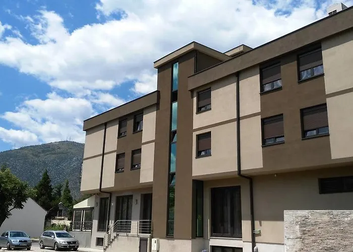 Hotel Medium
