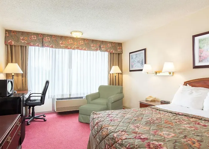Days Inn Conference Center - Bridgewater