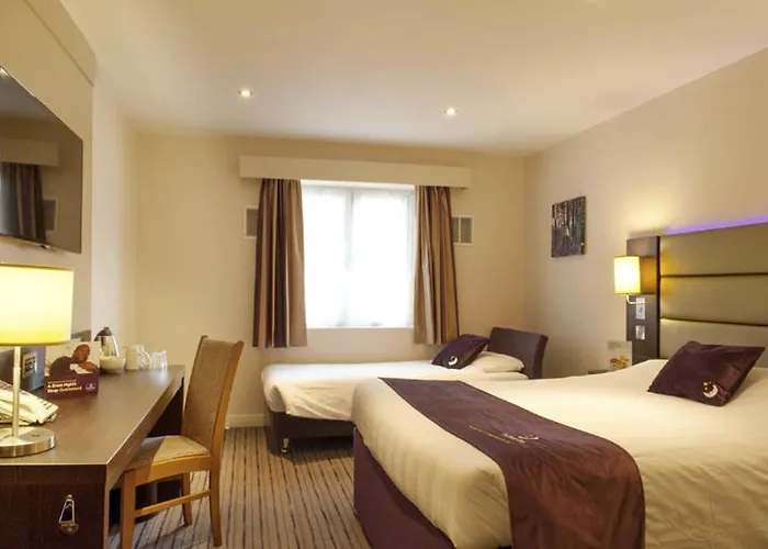 Premier Inn Chester Central - North