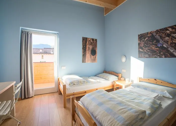Hostel L'Ost - Ostello Di Grumes