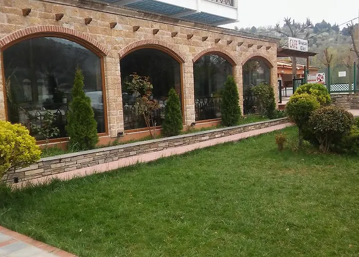 Nefeli Hotel