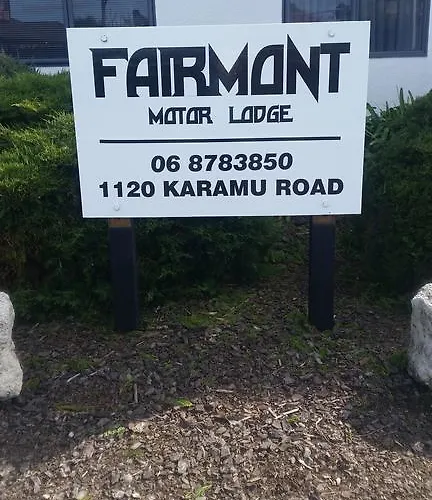 Comfort Inn Fairmont Motor Lodge