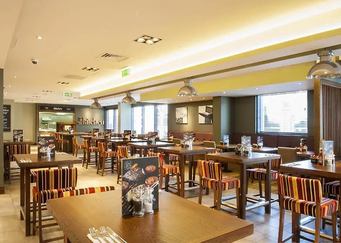 Premier Inn Woking Town Centre