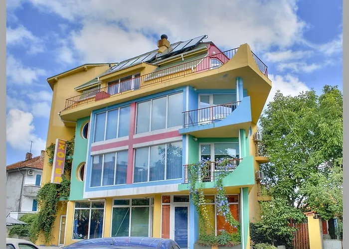 The Colourful Mansion Hotel
