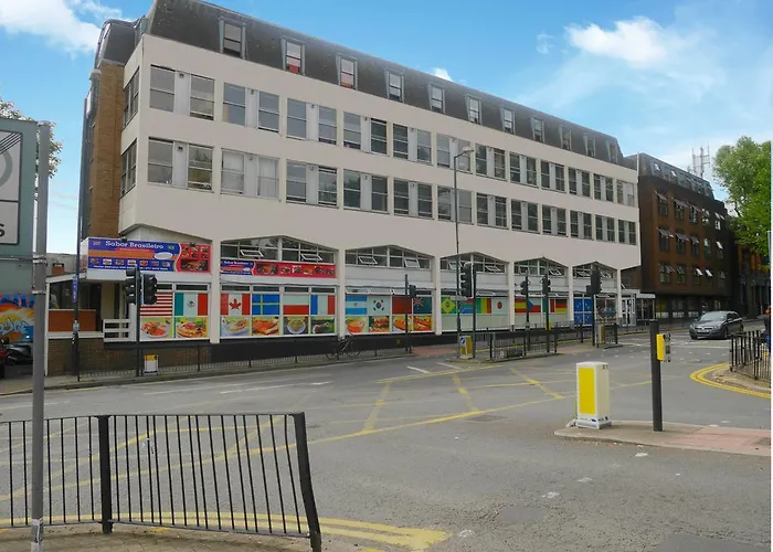 Kensal Green Backpackers 2