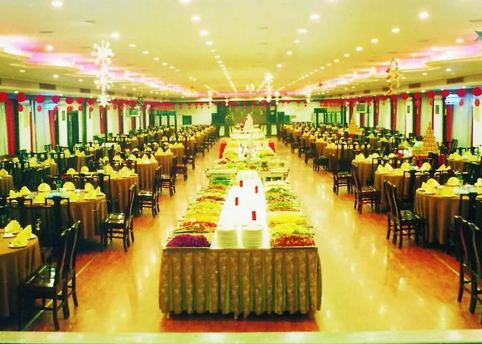 Wanyuan International Hotel
